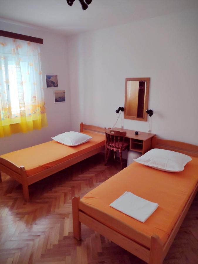 Apartman Antulov Srima Zewnętrze zdjęcie