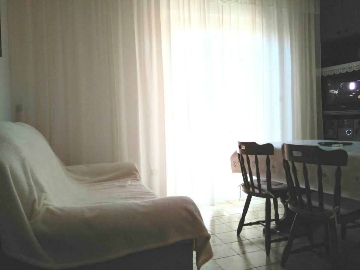 Apartman Antulov Srima Zewnętrze zdjęcie